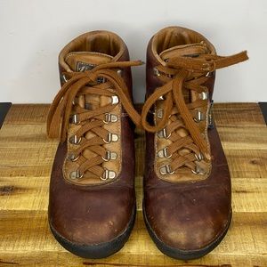 Vintage Vasque Sundowner Skywalk Leather Waterproof Hiking Boots: Size 7.5